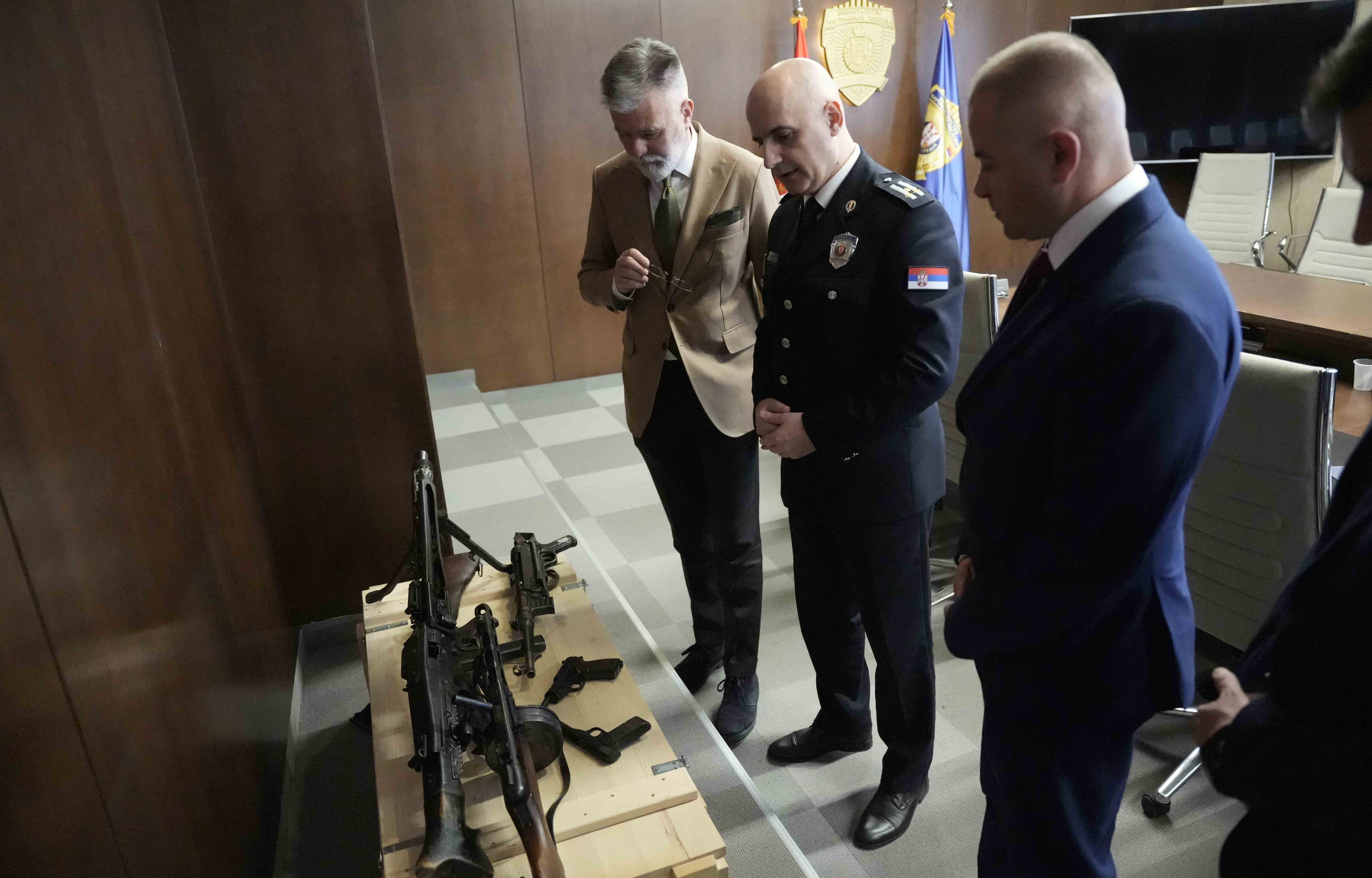 МУП дао највећу појединачну донацију трофејног оружја Музеју жртава геноцида