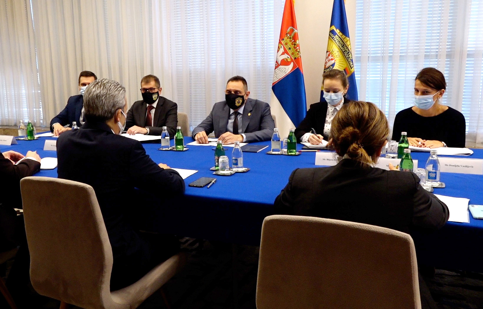 Министар Вулин разговарао је данас са новоименованим амбасадором Републике Турске у Београду Хамијем Аксојем