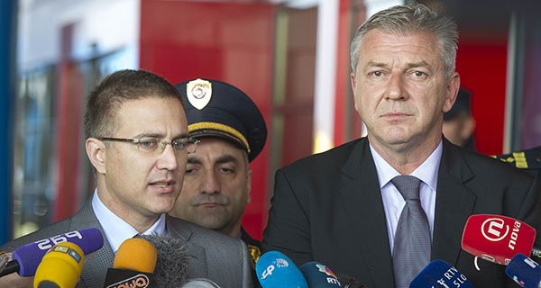 Министри Србије и Хрватске договорили транзит миграната
