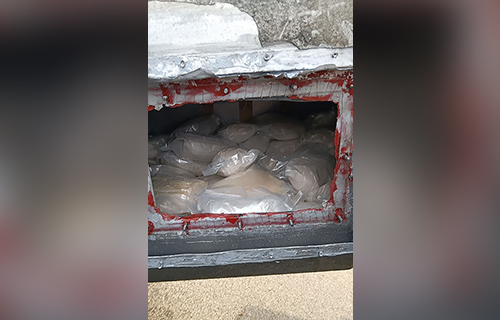 Pronađeno oko 42 kilograma droge u rezervoaru kamiona na Graničnom prelazu Preševo