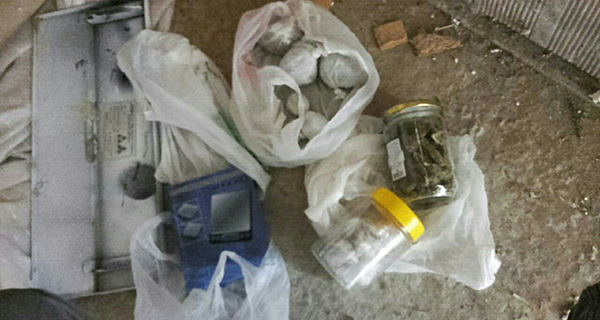 Policija pronašla oko pola kilograma marihuane i skanka