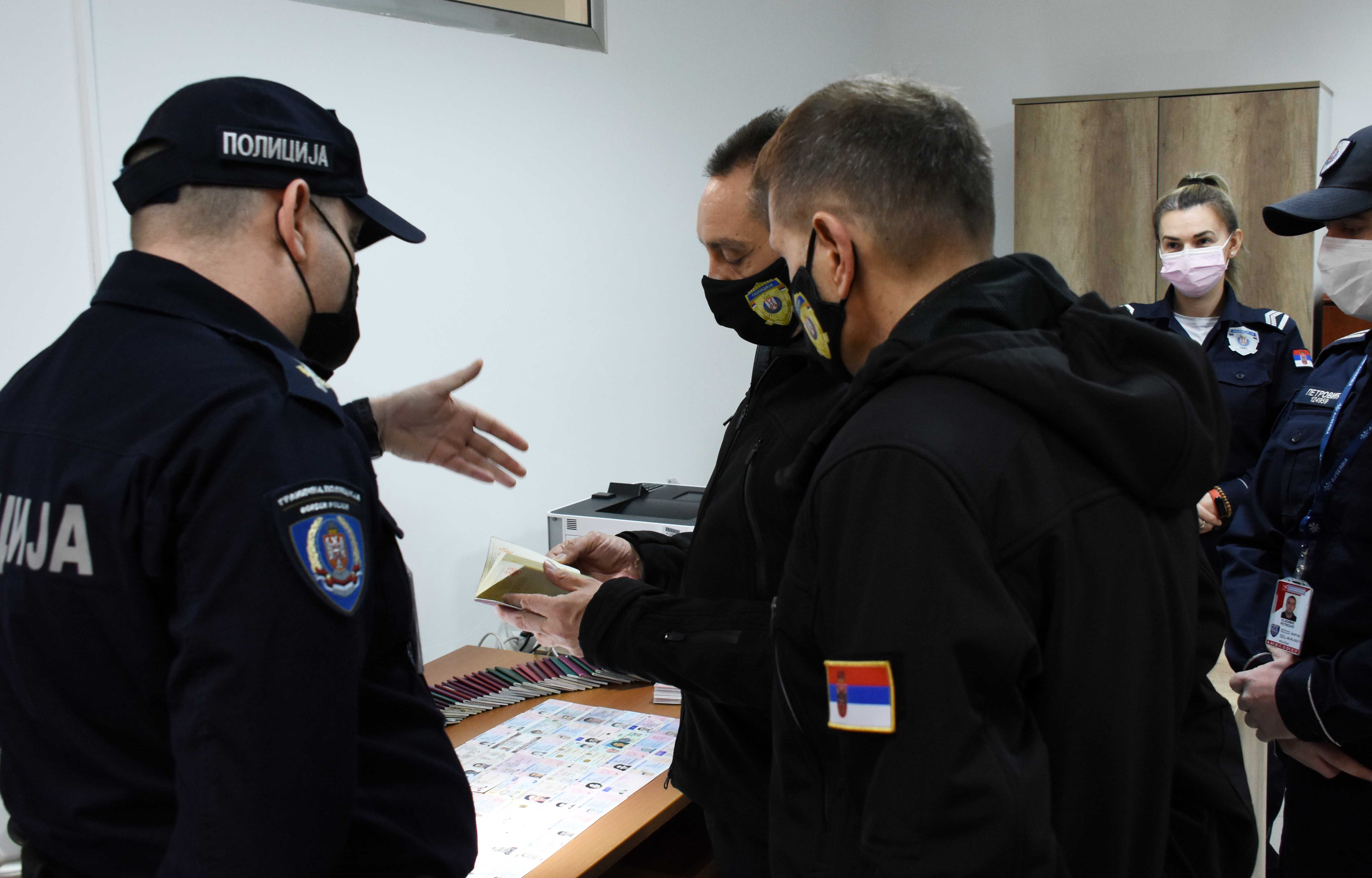 Станица граничне полиције Београд међу 10 најбољих у Европи  у откривању фалсификованих докумената