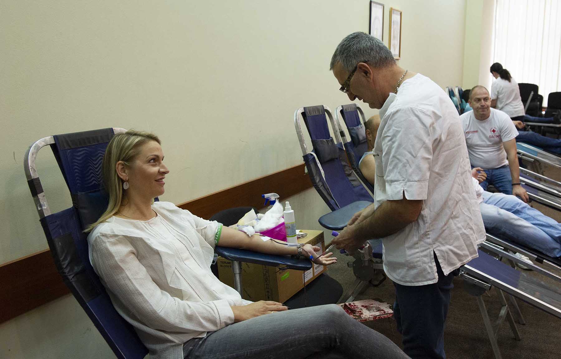  Великим одзивом акцији добровољног давања крви припадници МУП-а још једном показали да су велики људи