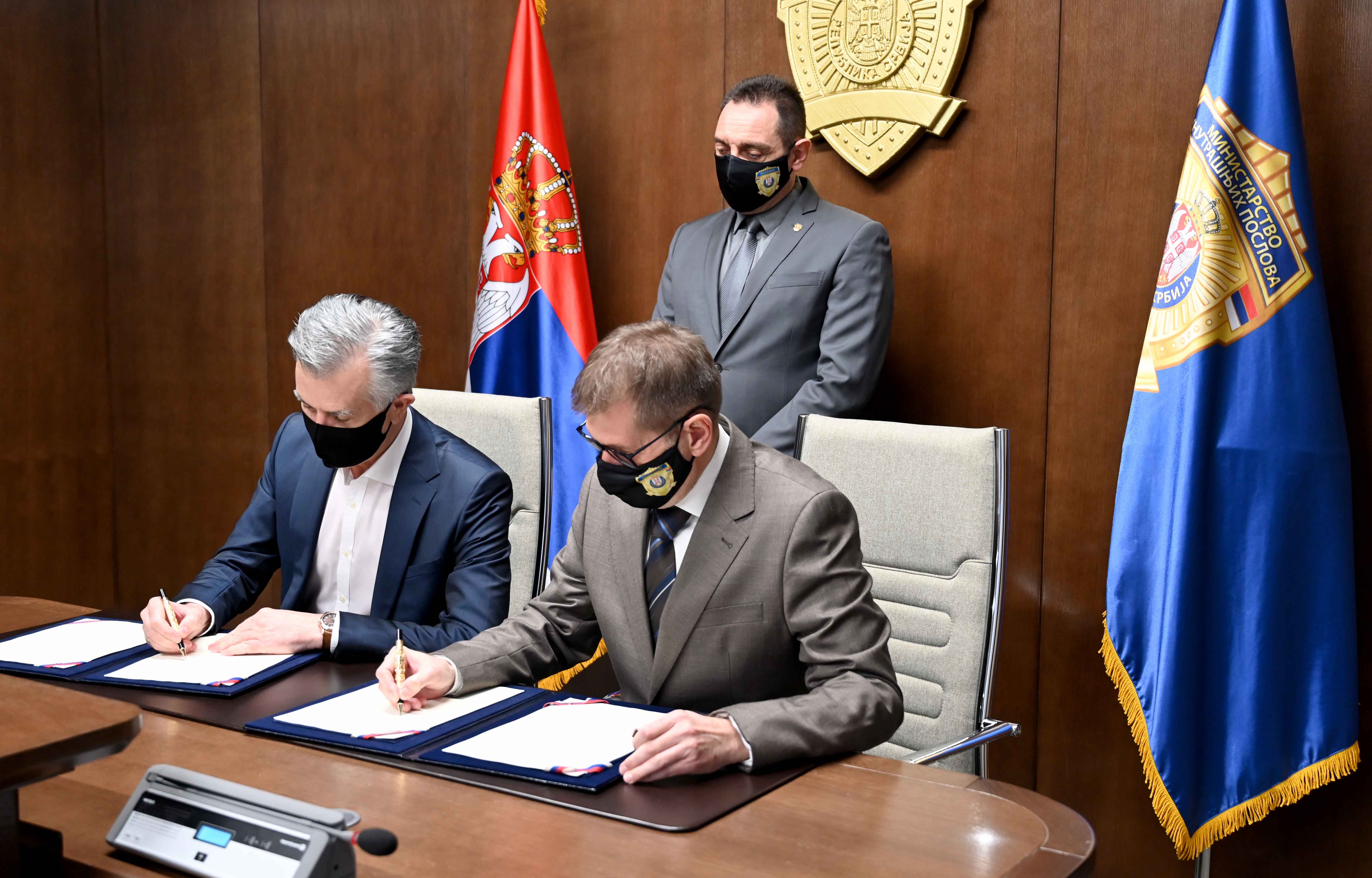 Potpisan Sporazum o saradnji Ministarstva unutrašnjih poslova i Udruženja osiguravača Srbije