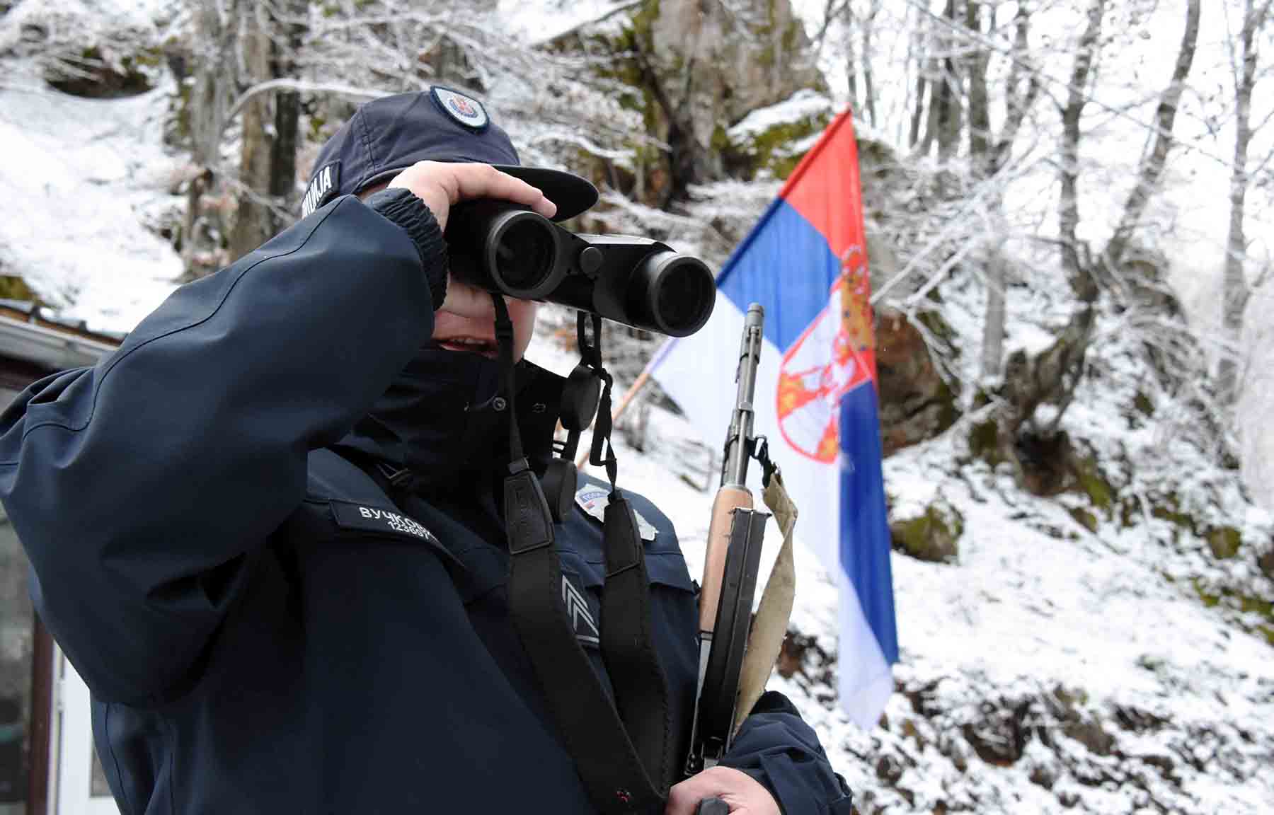 Ministar Vulin čestitao svim Srbima Božić i poželeo im stabilnu i snažnu Srbiju