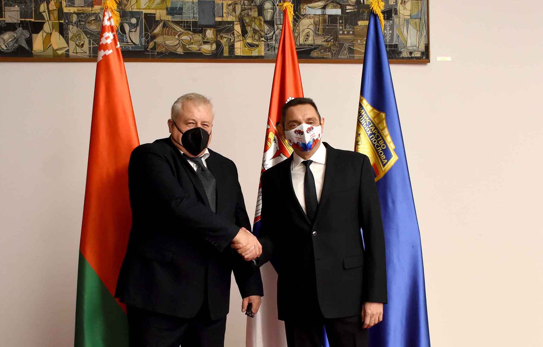 Министар Вулин и амбасадор Бриљов о наставку сарадње у области унутрашњих послова
