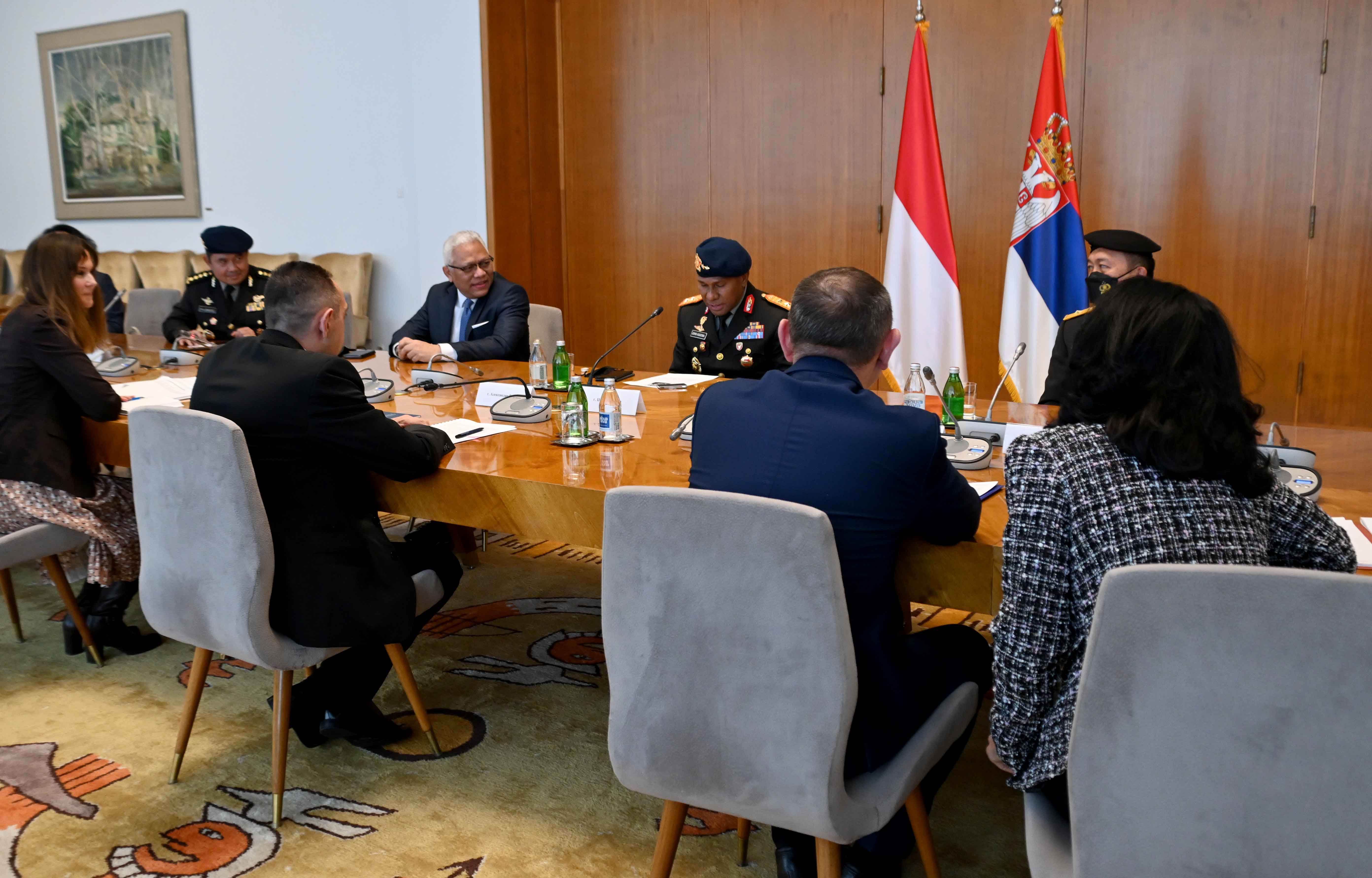 Министар Вулин се захвалио индонежанској делегацији која је поновила принципијелан став по питању непризнавања такозваног Косова