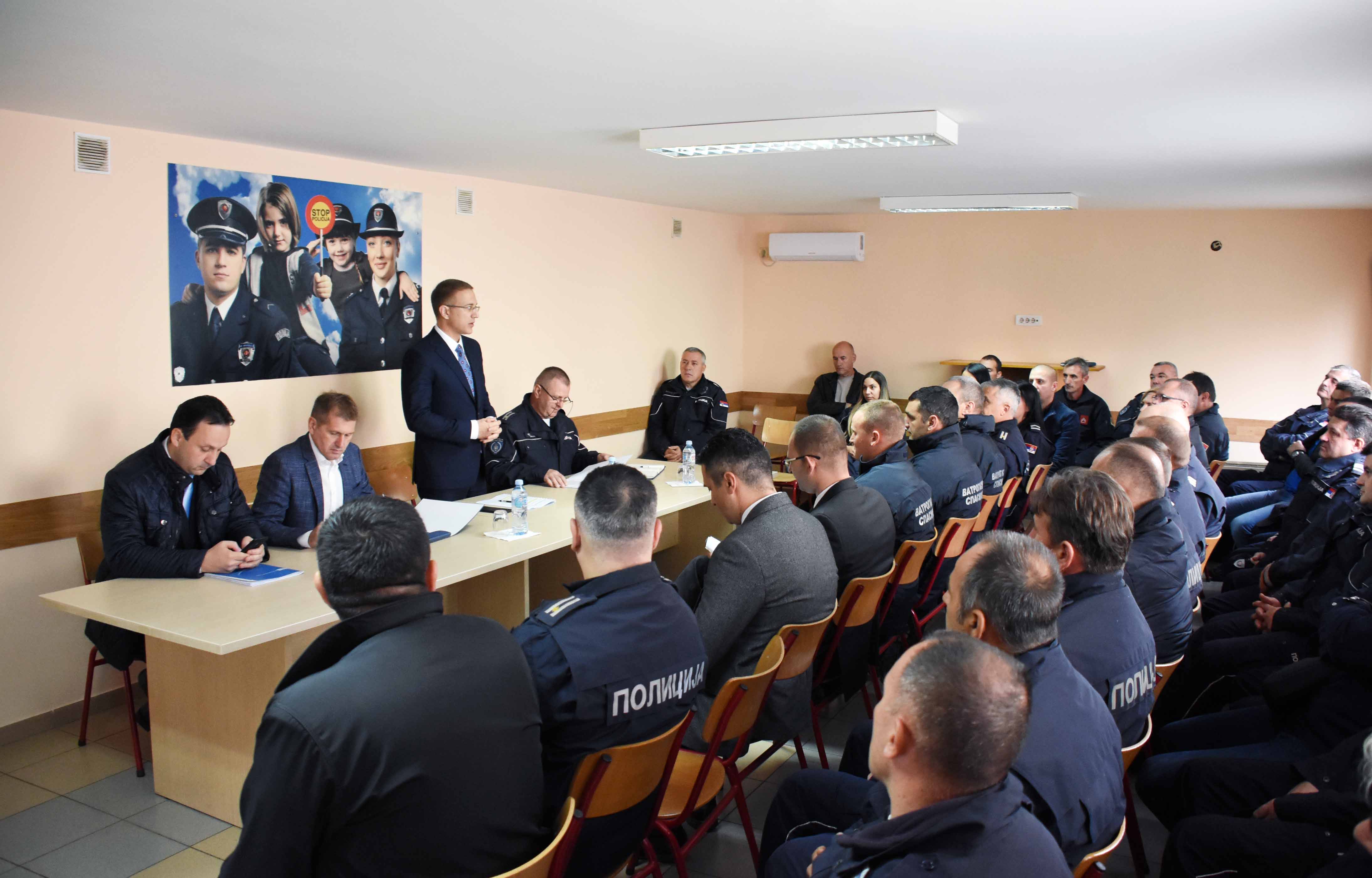 Stefanović: Smanjenje broja izvršenih krivičnih dela je rezultat posvećenog rada policije