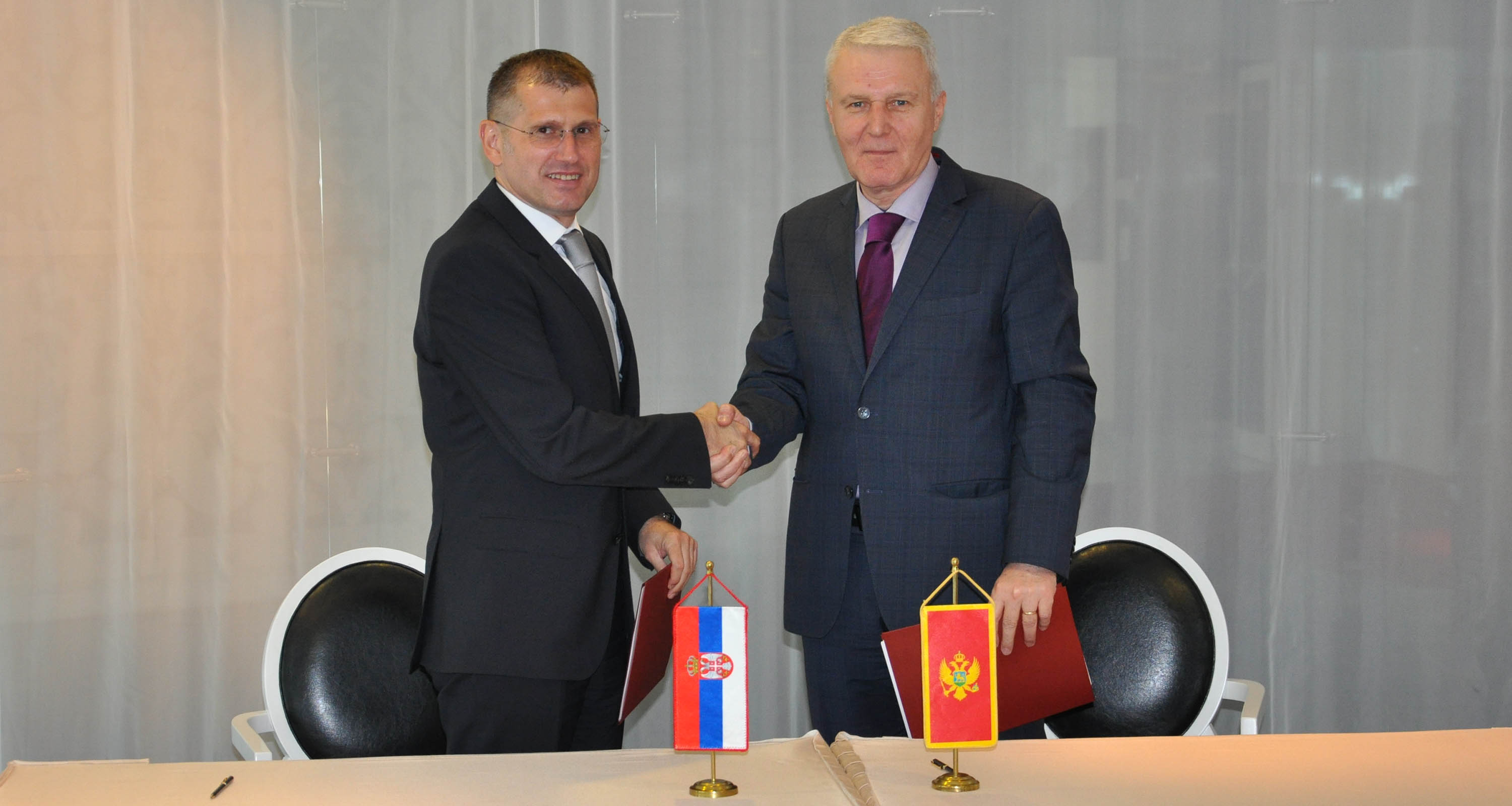 Potpisan protokol o saradnji policija Srbije i Crne Gore tokom turističke sezone 2017 godine