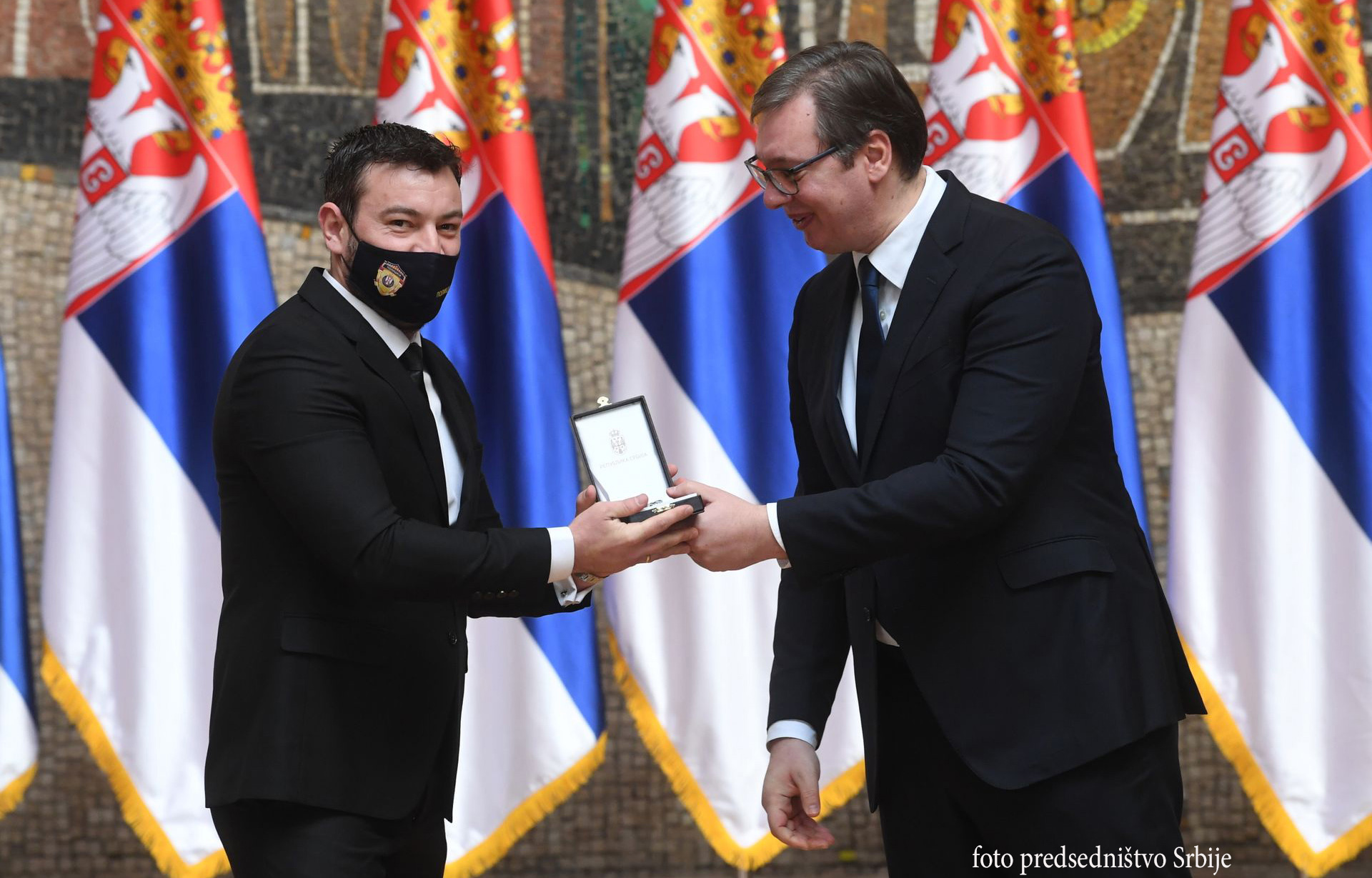 Za Dan državnosti predsednik Srbije odlikovao pripadnike MUP- a