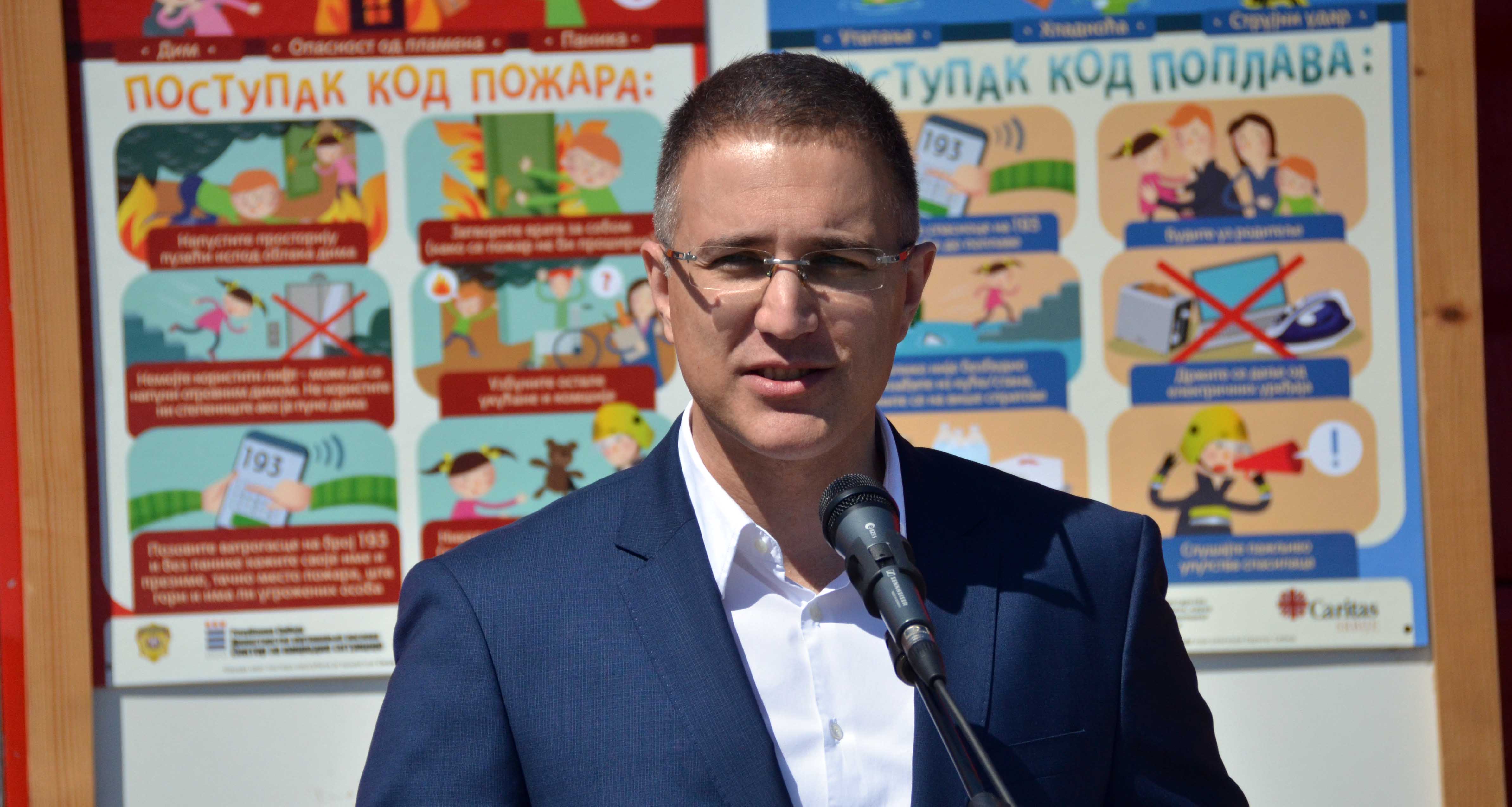 Стефановић: Циљ министарства да едукује децу о поступању у случају елементарних непогода