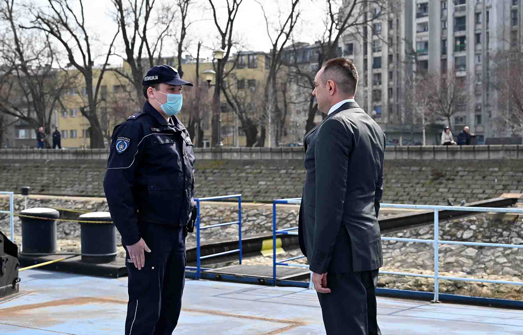 Министар Вулин: Неће бити шверца на Дунаву