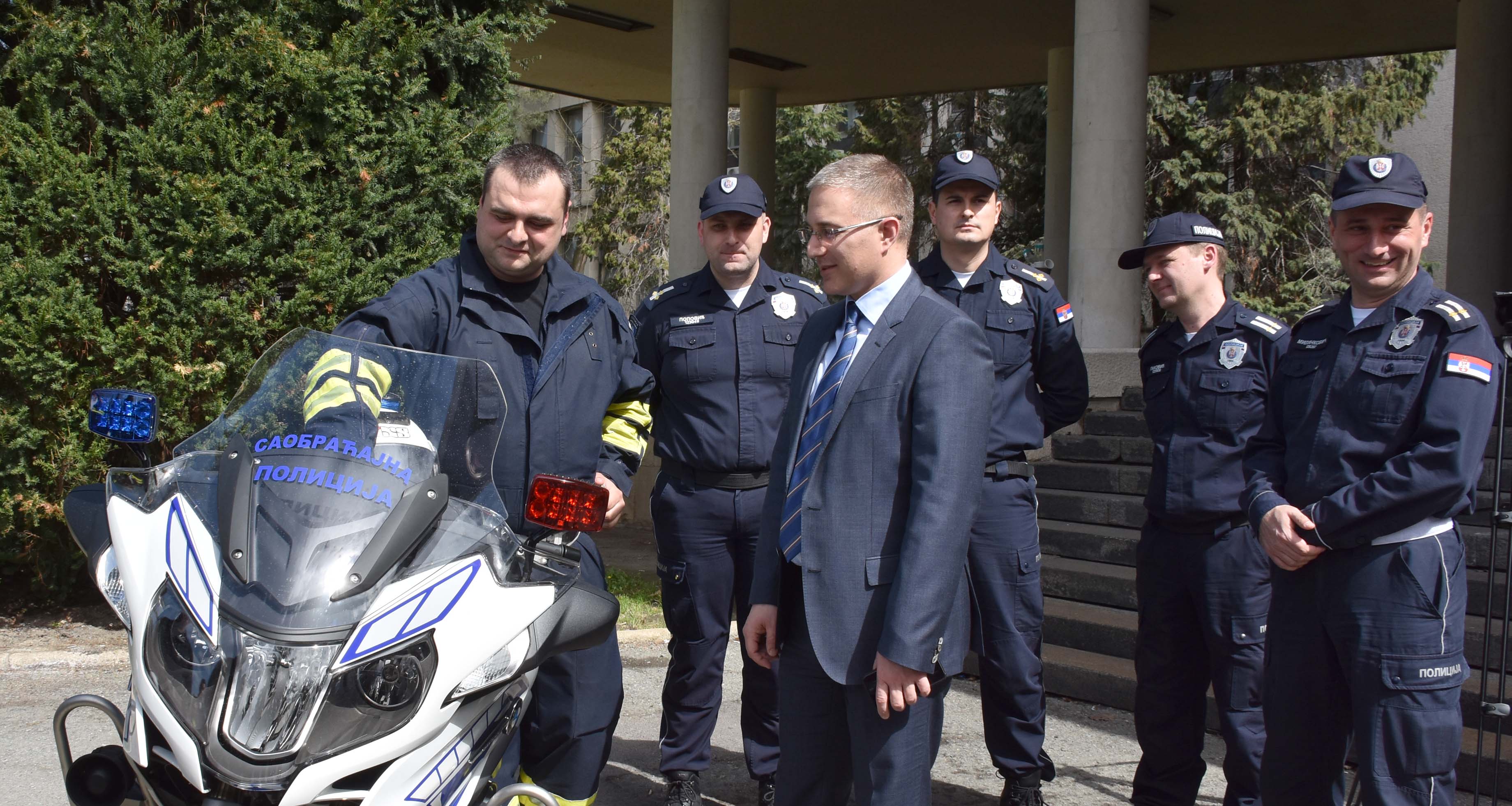 Uprava saobraćajne policije dobila 20 novih patrolnih motocikala