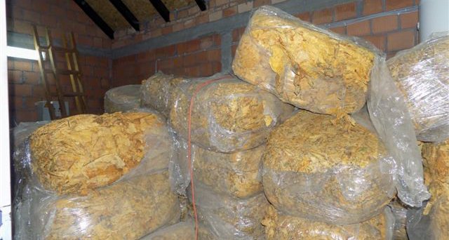 Zaplenjeno tri tone i 600 kilograma duvana