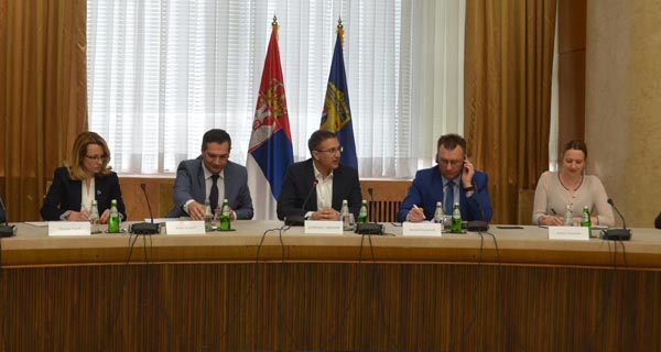 Ministar Stefanović sastao se sa delegacijom Kraljevskog koledža iz Londona