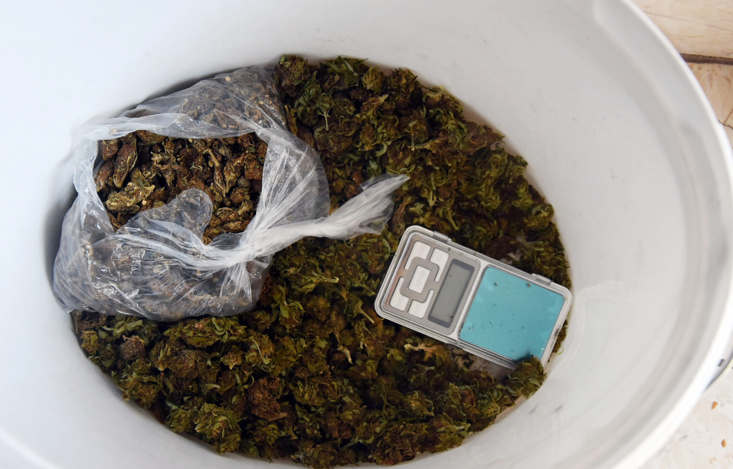 Pronađena marihuana i tablete sa liste psihoaktivnih supstanci