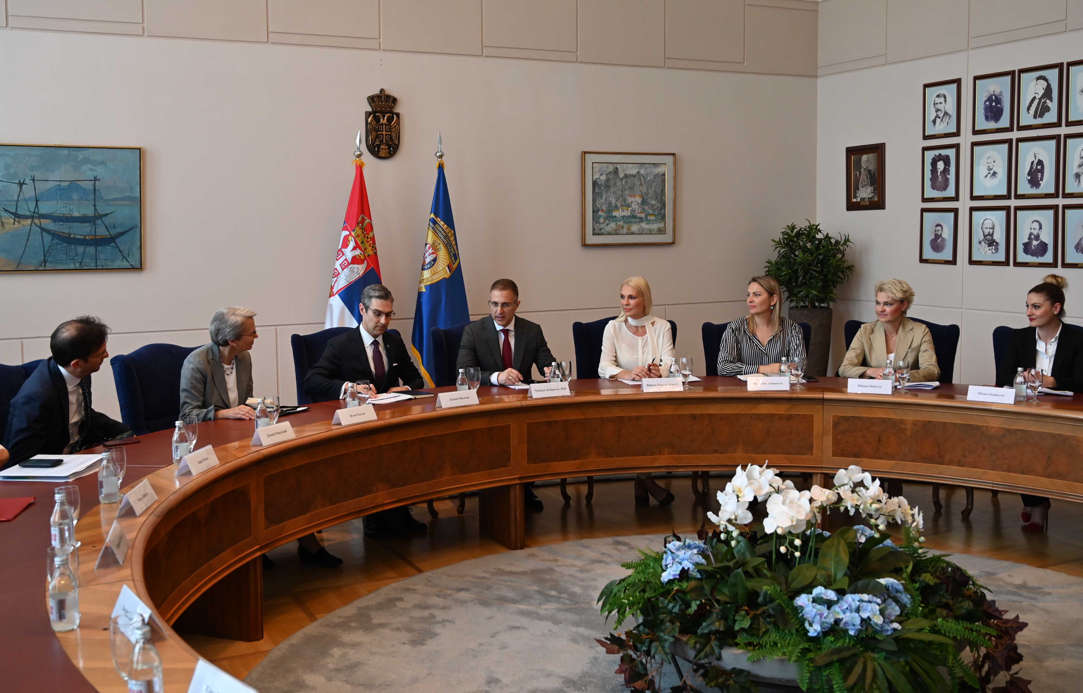 Министар Стефановић разговарао са делегацијом Атлантског савета о могућностима унапређења односа  у оквиру система безбедности