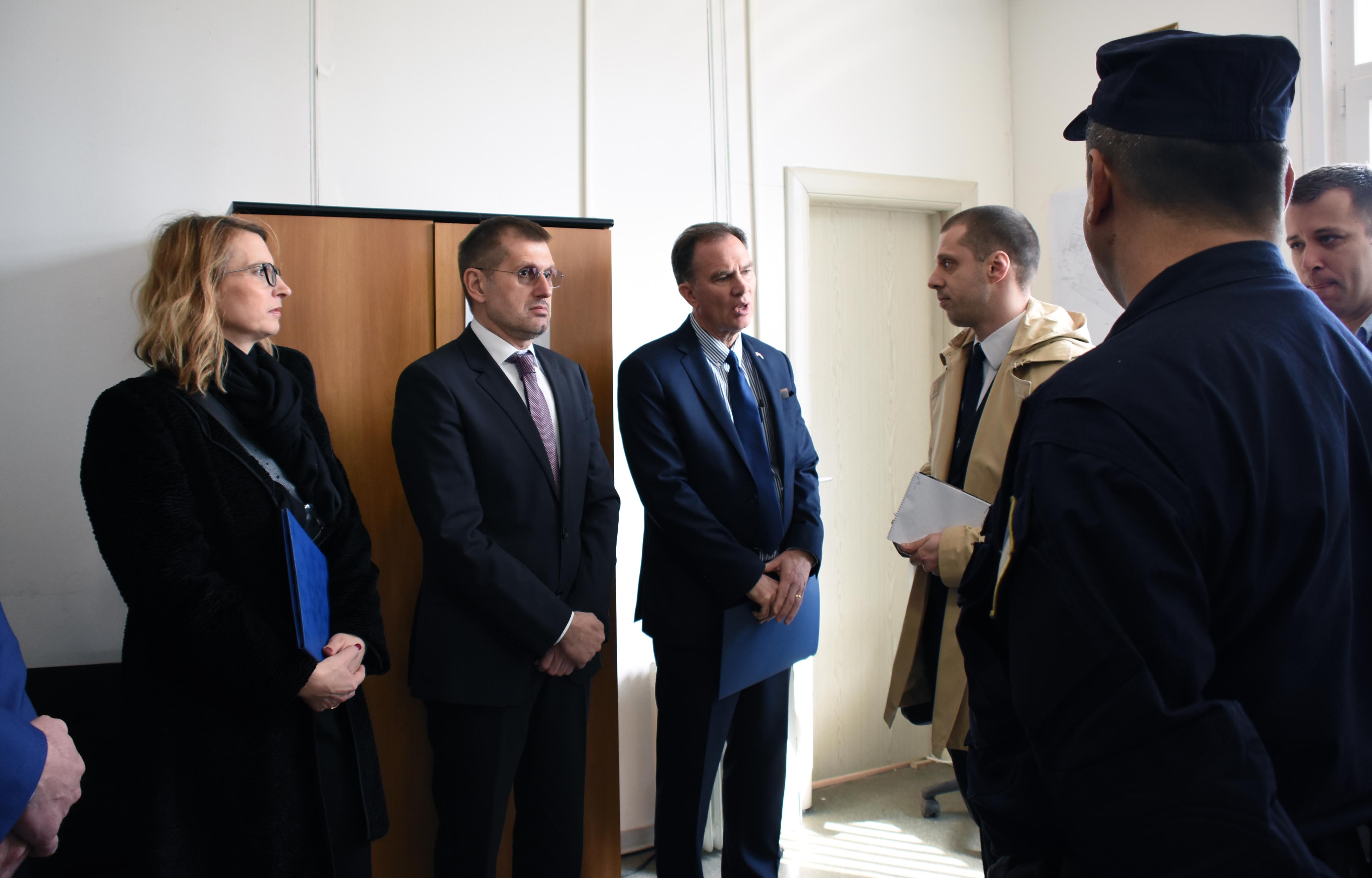 Директор полиције Владимир Ребић отворио реновирано складиште лаког и малокалибарског оружја на Авали