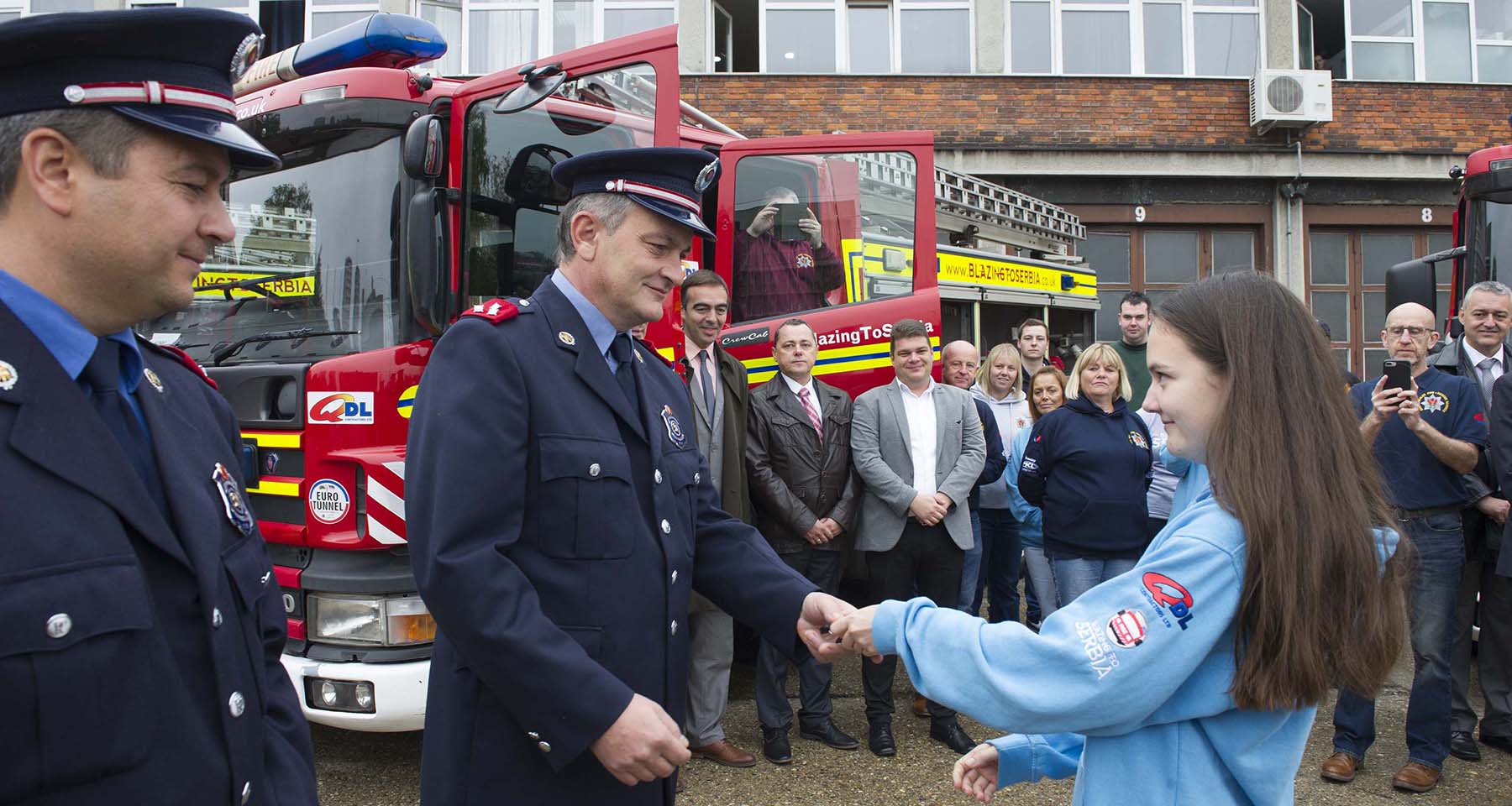 Vatrogasci iz Južnog Velsa donirali Sektoru za vanredne situacije tri navalna vatrogasna vozila