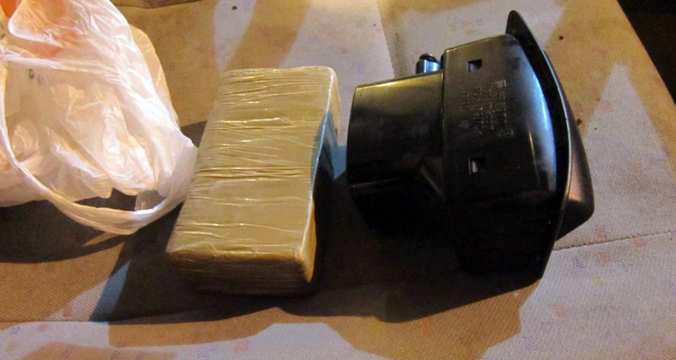 Policija pronašla 1,4 kilograma heroina u automobilu osumnjičenog