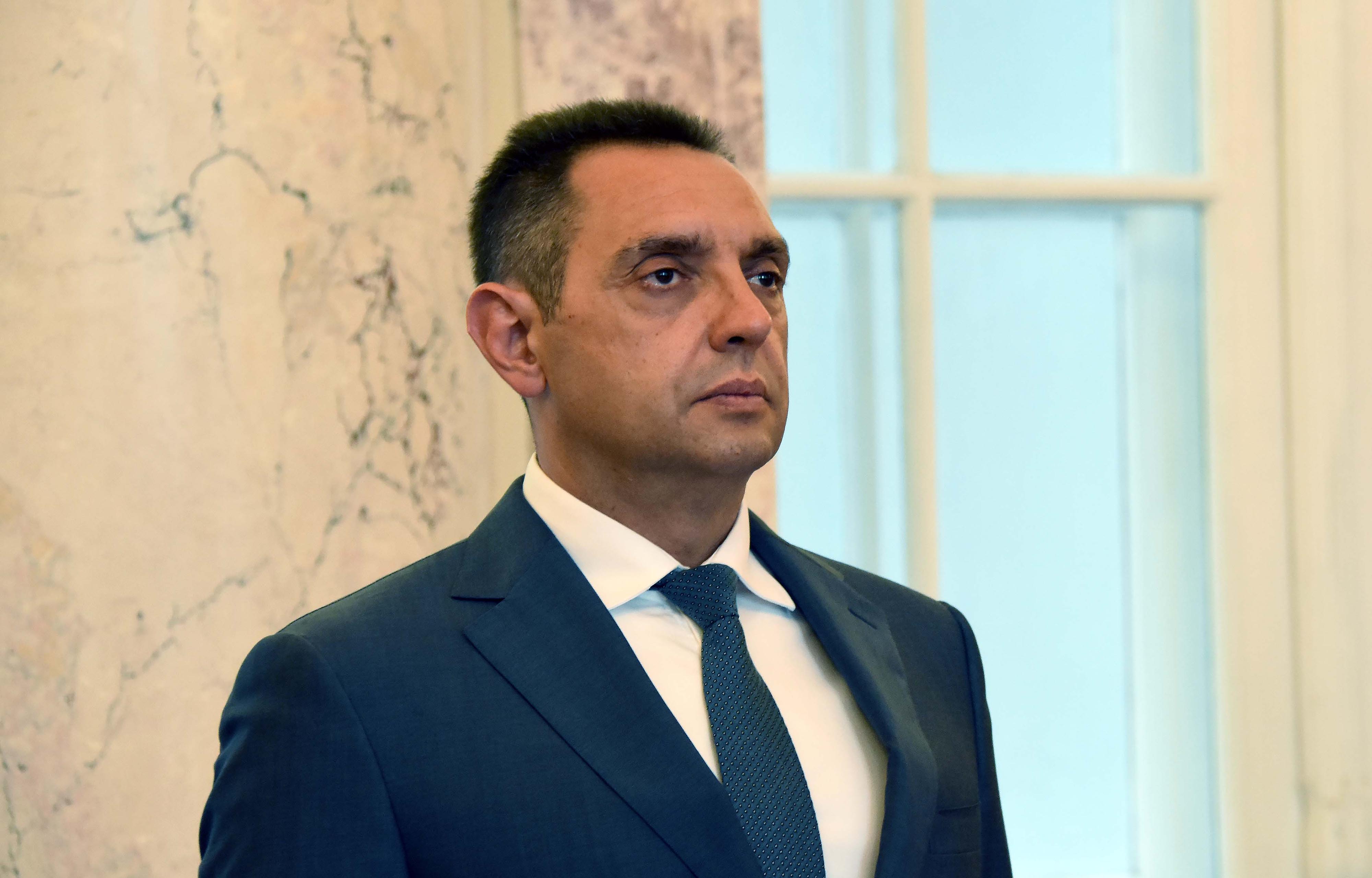 Министар Вулин честитао Ускрс по Грегоријанском календару