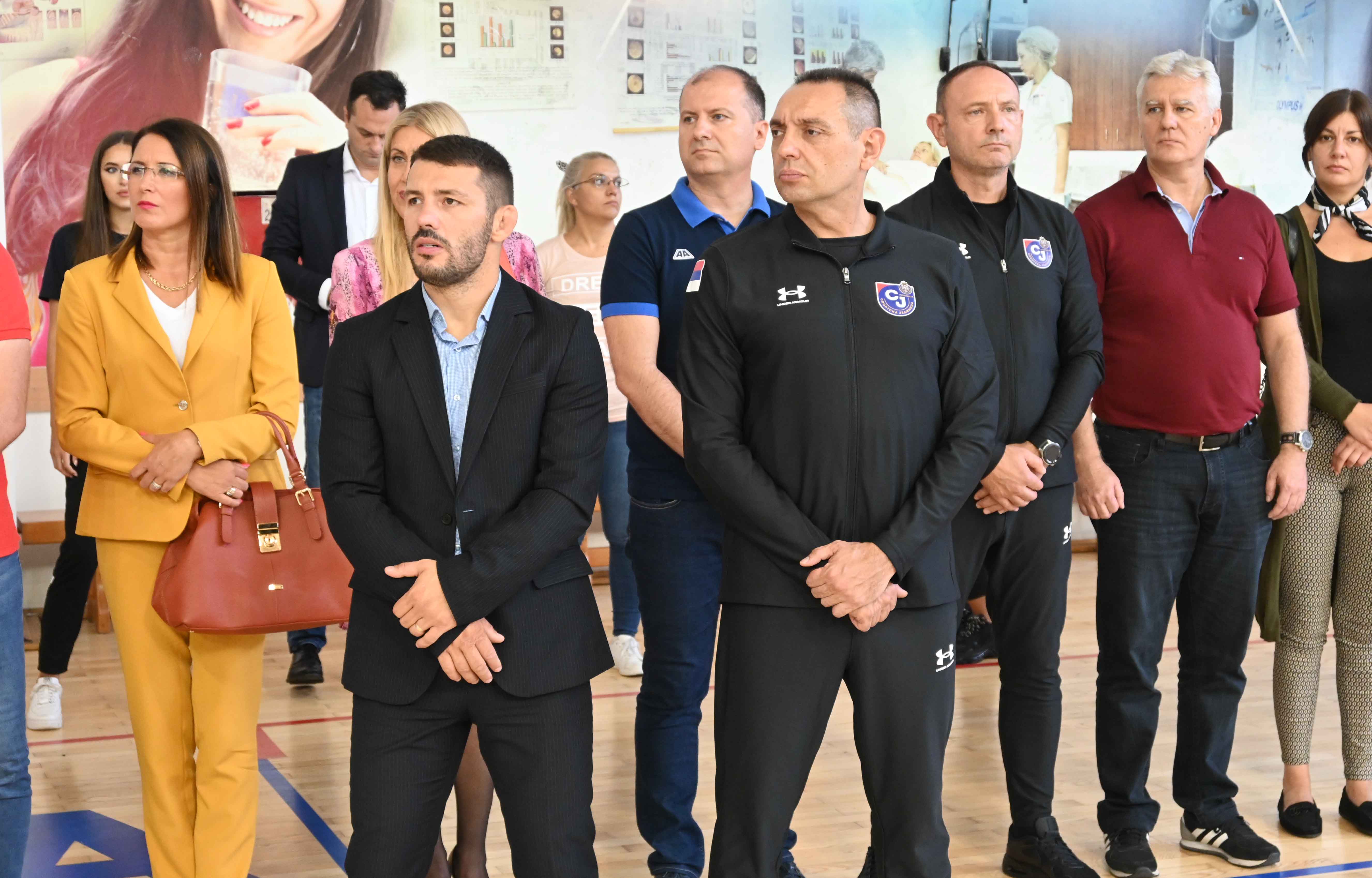 Министар Александар Вулин присуствовао је данас завршним утакмицама републичког такмичења „Спорт у полицији 2022“